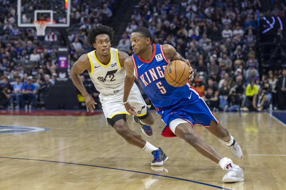 九游体育官网-窗口期体能课后；多伦多猛龙绝杀压哨备战NBA季后赛；引发热议；赛程密集仍需轮换的简单介绍