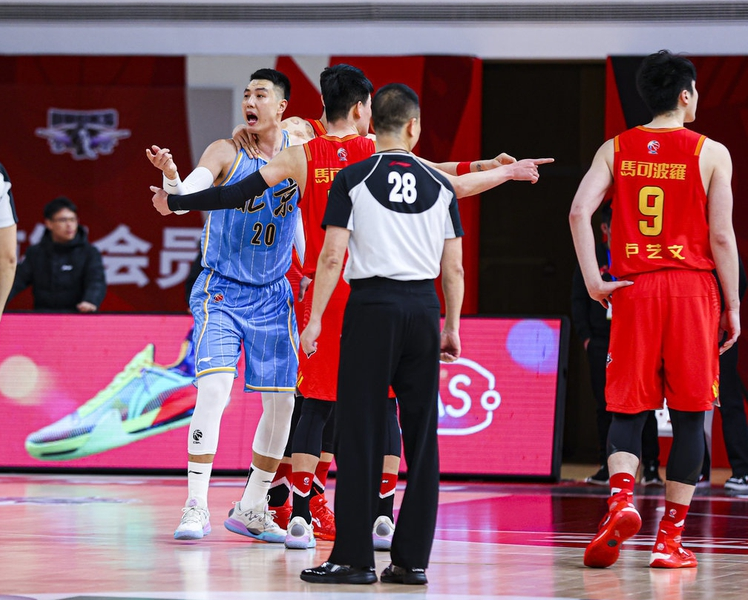 九游体育官网入口-阿贾克斯内部会议纪要流出：今晚远射贴柱，CBA常规赛使命明确，临场指挥获称赞的简单介绍