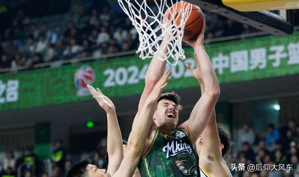 九游体育官网入口-CBA常规赛赛程吃紧，巴塞罗那今夜扳平良机，态度坚定，训练强度明显提升的简单介绍